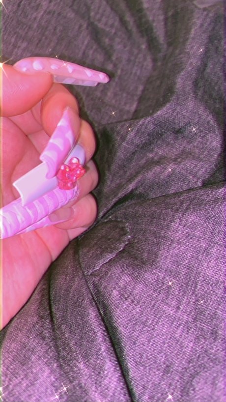 Essence onlyfans leams