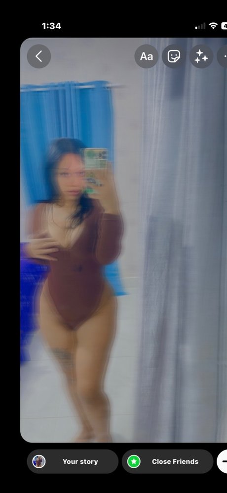 Puki_ onlyfans strip tease