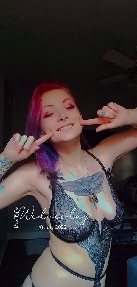 Pixie Bluee onlyfans nude tits