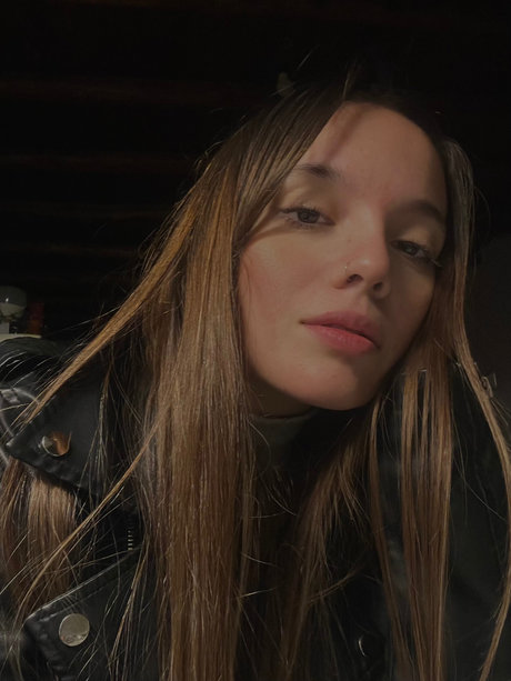 Pilar_ onlyfans naked pics