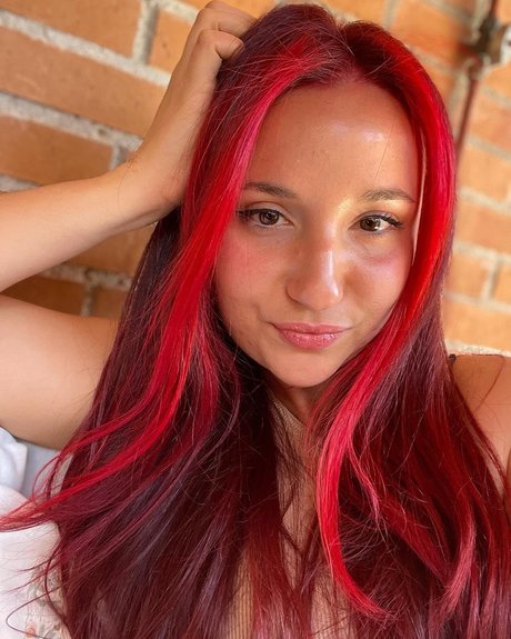 Raquel Flores onlyfans leaked pics