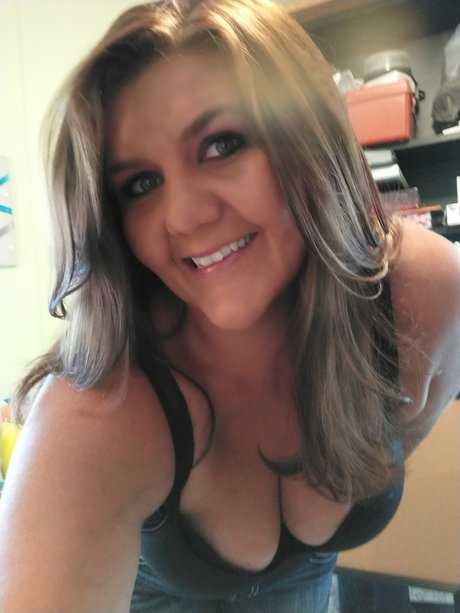 Rachael Ann onlyfans sextape