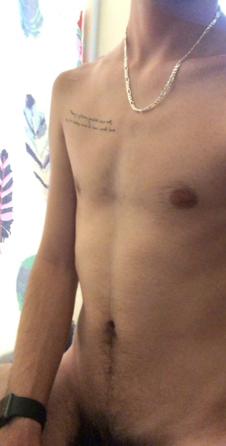 Quinn Swift onlyfans model photos