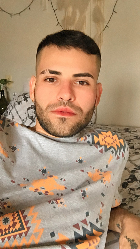 Jhonathan leaked nudes onlyfans