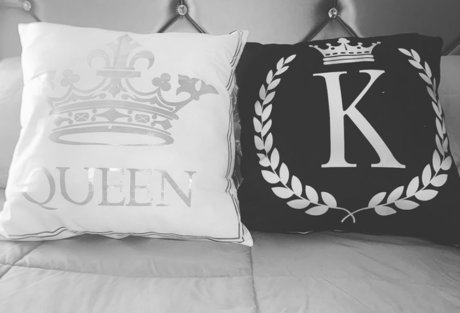 QUEEN KAJUNKATT onlyfans photos