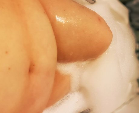 Amber Moon onlyfans leak