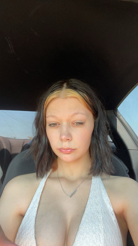 QueenC onlyfans strip