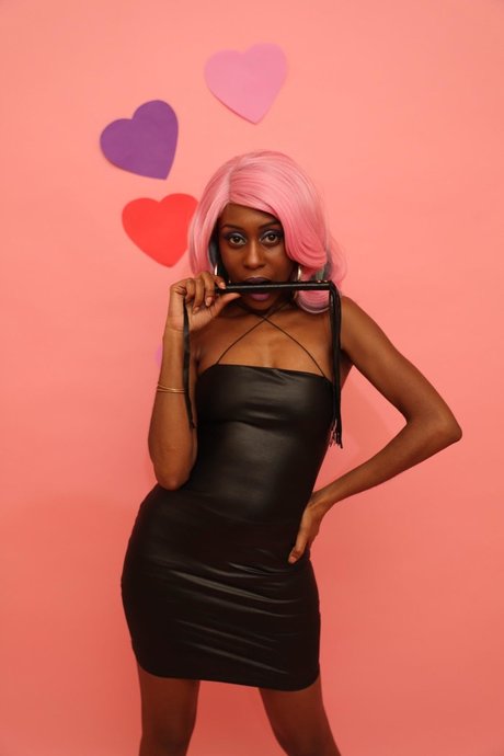 QnGoddess AlmndBetty onlyfans naked leaked