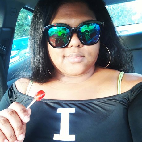 Tia Marie onlyfans tits