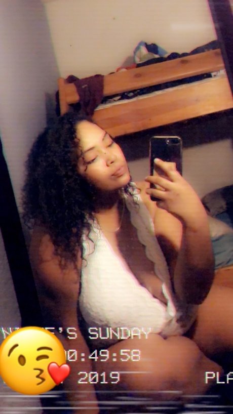 DeeBabyyy nude onlyfans porn