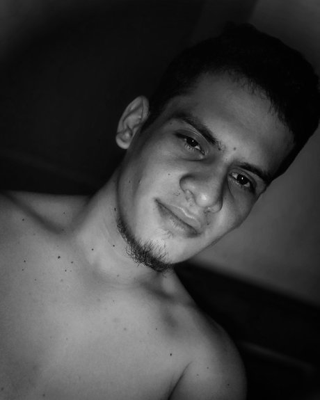 Luis Puentes onlyfans keak