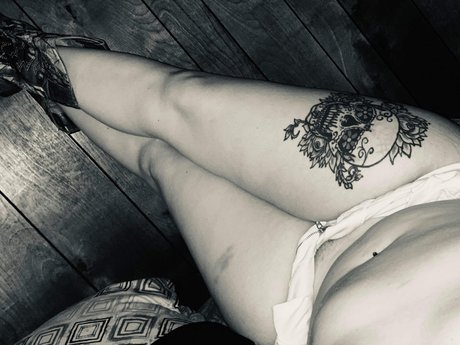 Ashley Collins onlyfans porn