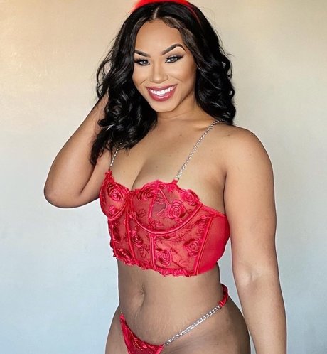 PrincessGenecia nude on onlyfans