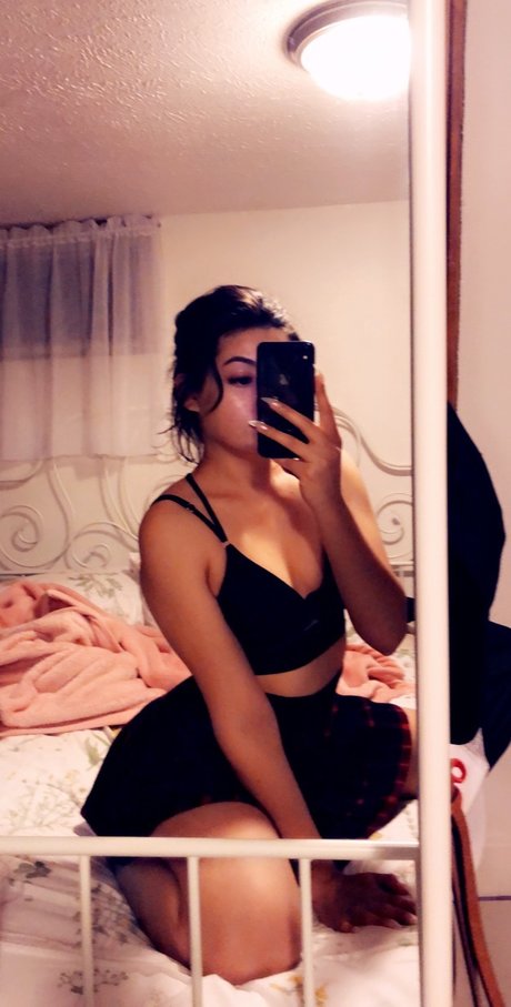 Daisy Zavala onlyfans leak