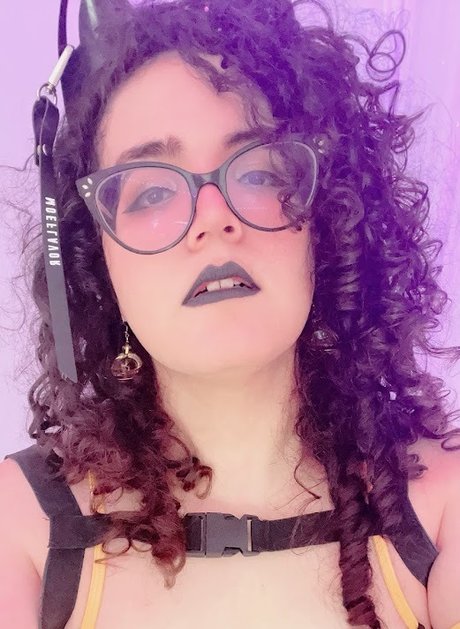 Ritha Pixie TG naked onlyfans