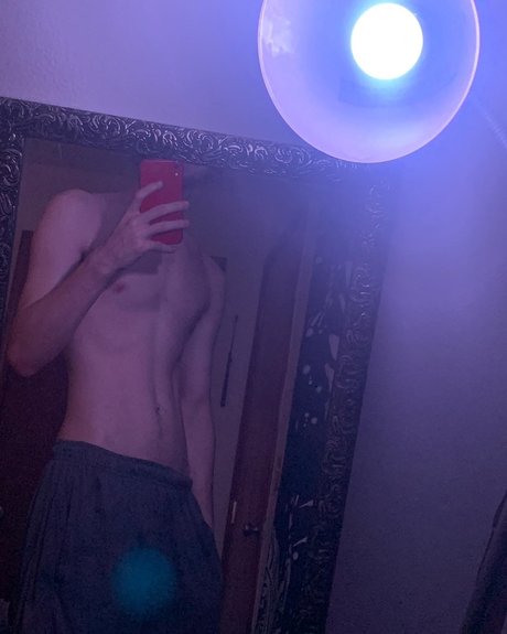 Riley Ruk onlyfans model