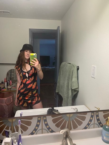 Retro Russian Doll leaks onlyfans porn