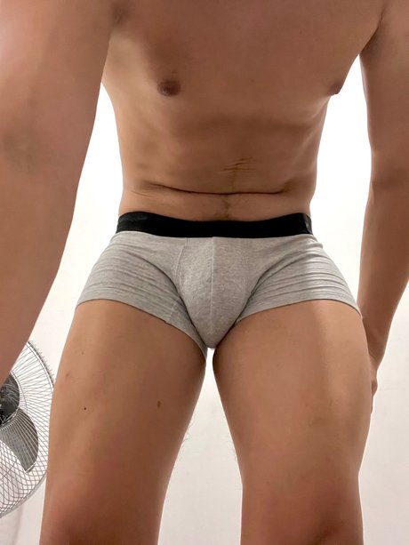 Rei Bader_ only fans photos