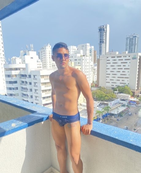 Rafael A Ditta onlyfans pictures