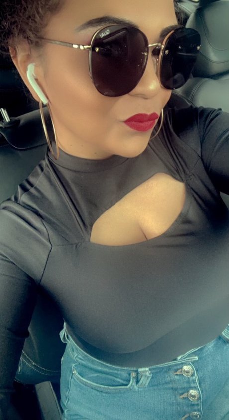 Maria Kelly onlyfans content type