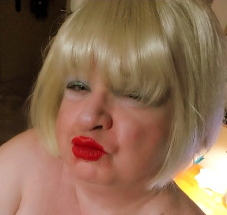 Glamourpuss Shemale TS Marci Sashay onlyfans leak fuck