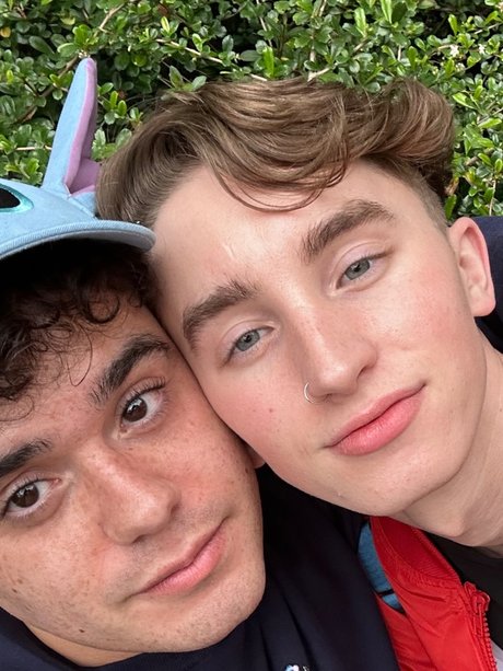 Manu Ward nude only fans