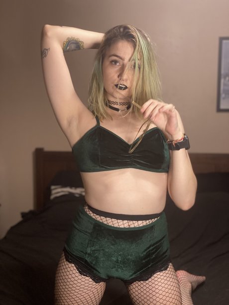 Manic Mondae onlyfans leak xxx