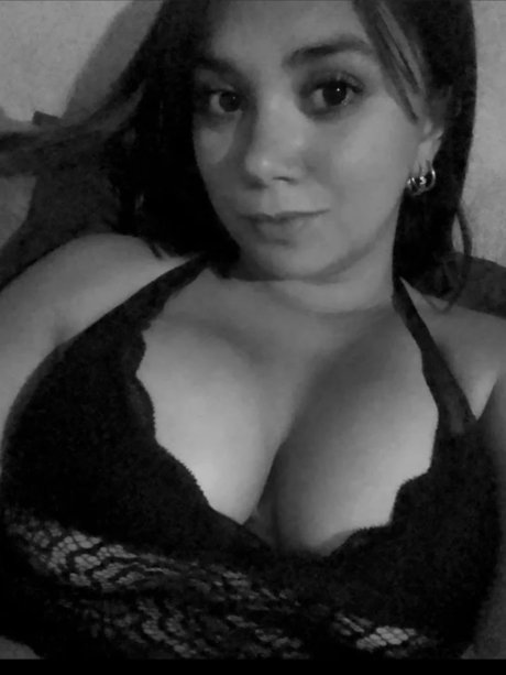 Roro Laady onlyfans model images