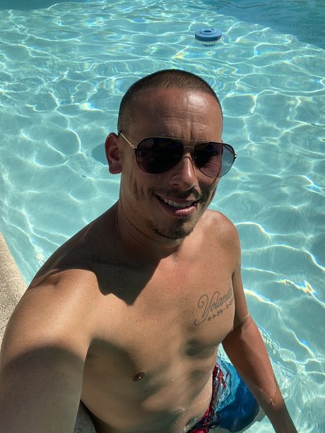 roro210469 onlyfans nude leaks