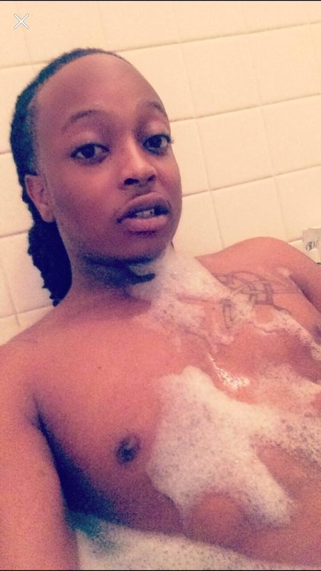 RopunzoENVY onlyfans leak ass