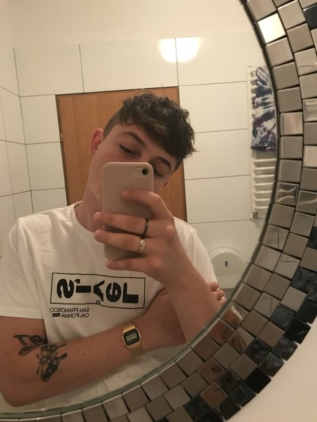 Ronnie Milbs leak onlyfans porn