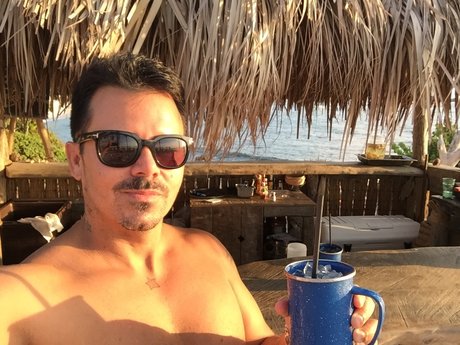 De La Cruz onlyfans model