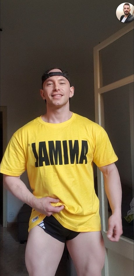 ROBERTO GONZALEZ onlyfans leak nude