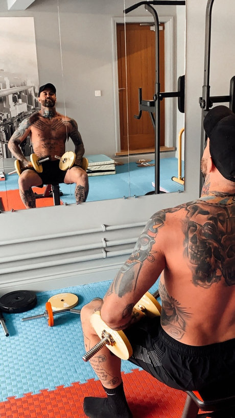 Robbiegaine21 onlyfans hot