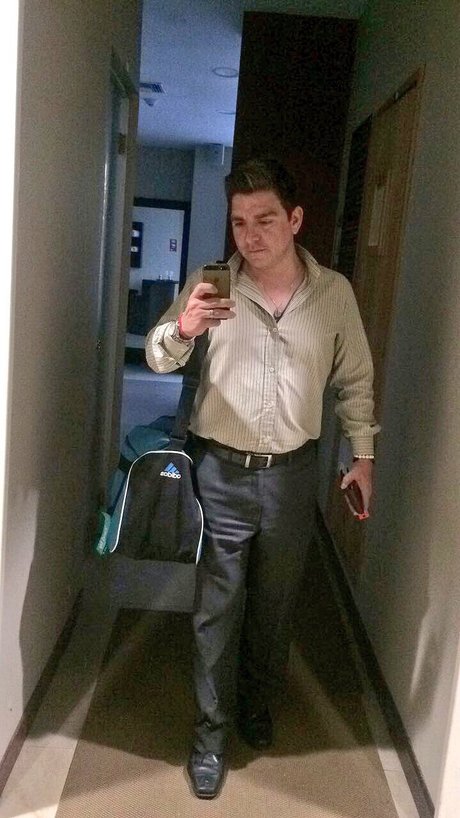 Mart n Ycaza naked onlyfans leaked