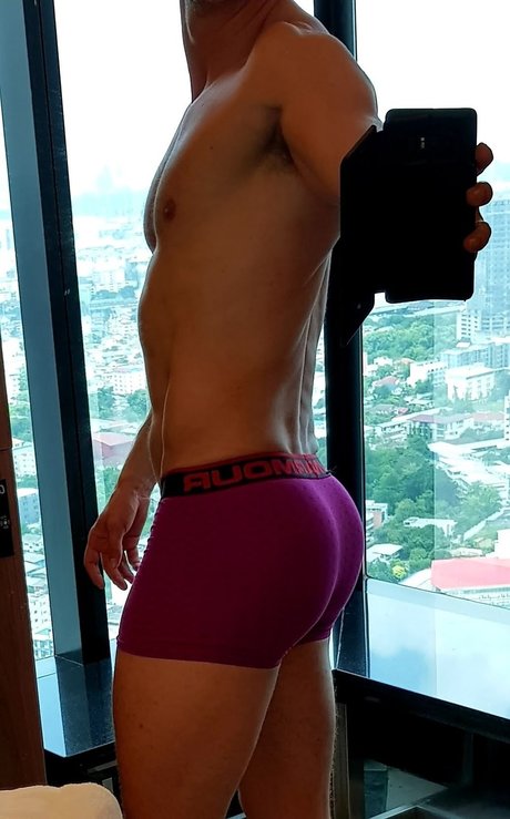 Martin B_ onlyfans boobs