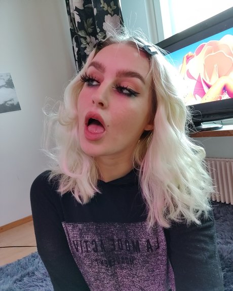 Marrruuu 1 only fans pictures