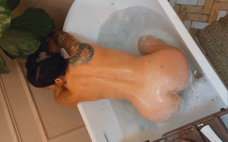 Anitafitmom_ nude onlyfans leaks