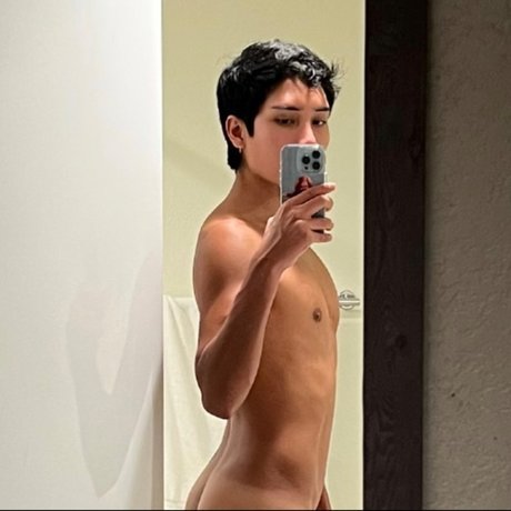 Angelo Alejos onlyfans nsfw