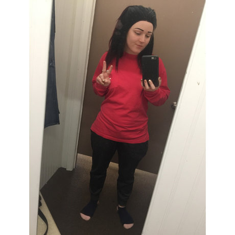 Bald Beauty nude onlyfans leak