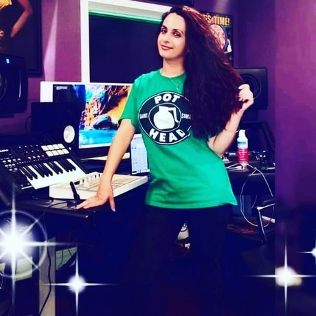 Ani Galestanian onlyfans leams