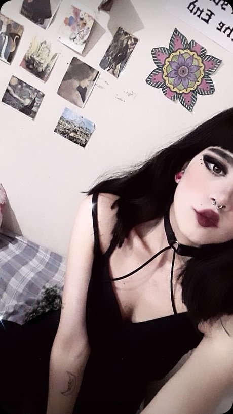 Diaren naked on onlyfans