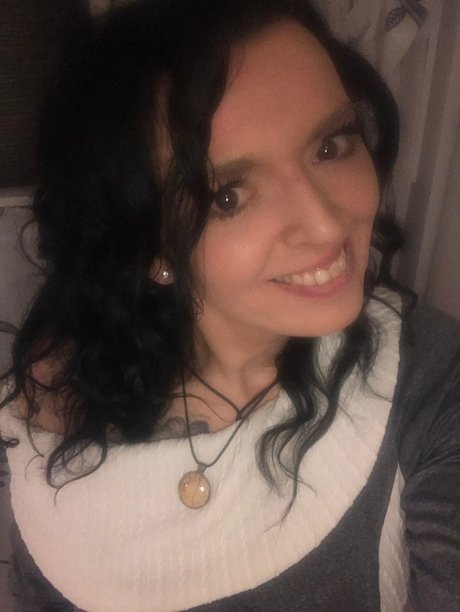 Mature bittersweet Kiss Sunny nudes onlyfans leaked