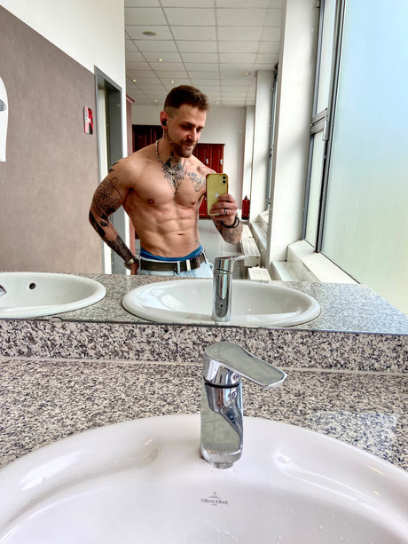 Mattiasara leaked onlyfans