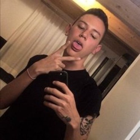 Mateo Quintero onlyfans joi