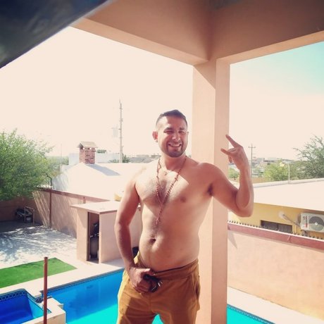 Juan Massaro nude onlyfans leaked