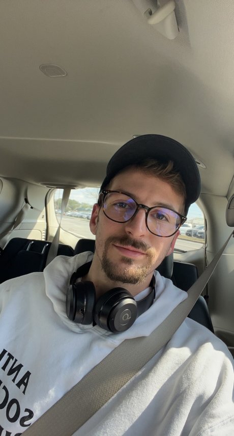 Mason Hang onlyfans desnuda