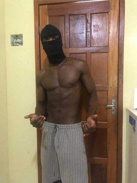 Black XXL Man onlyfans lean