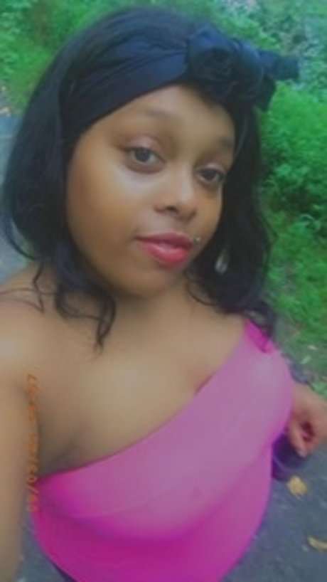 Swollogist is on onlyfans