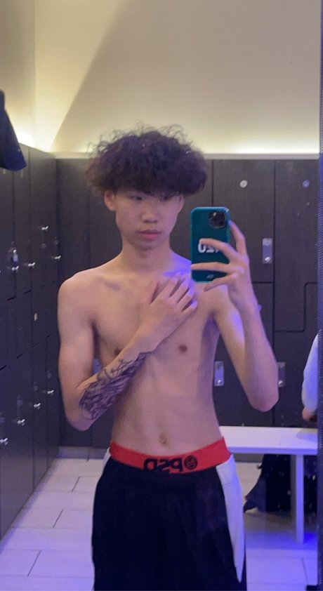 McPlayGT boobs onlyfans